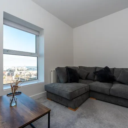Sea Views Modern Two Bedroom Apartment Lowestoft Exterior photo