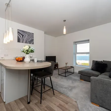 Sea Views Modern Two Bedroom Apartment Lowestoft Exterior photo