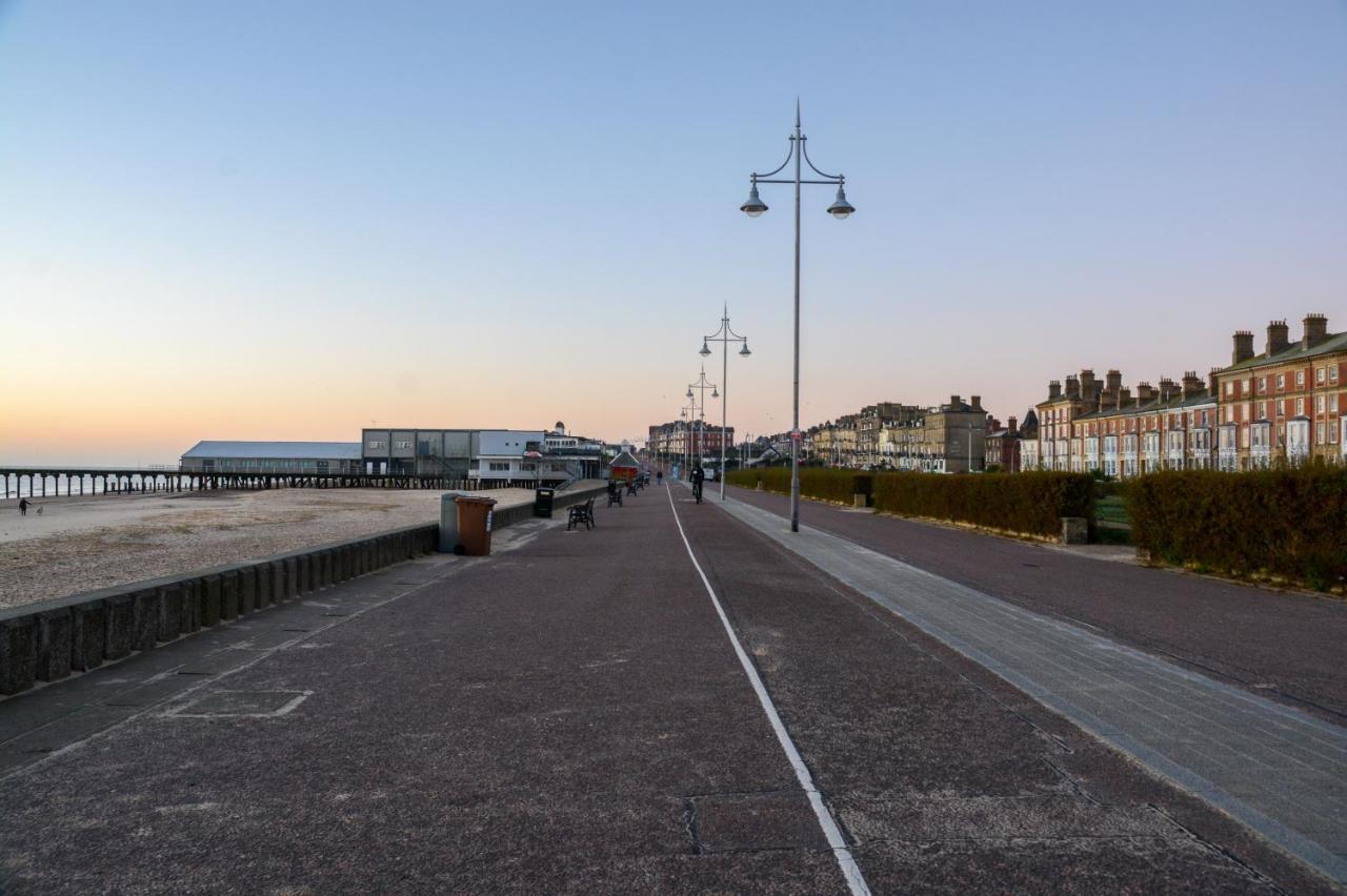 Sea Views Modern Two Bedroom