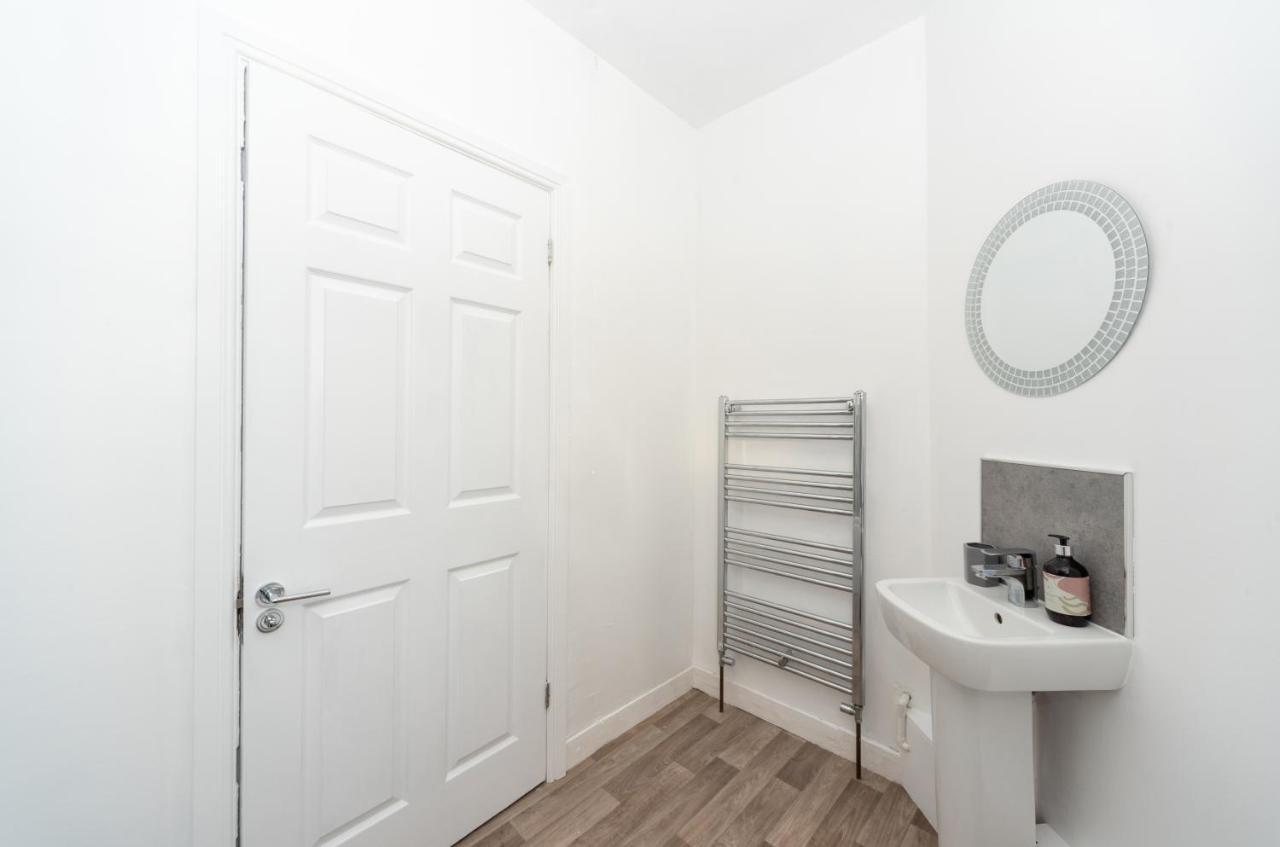 Sea Views Modern Two Bedroom * Lowestoft
