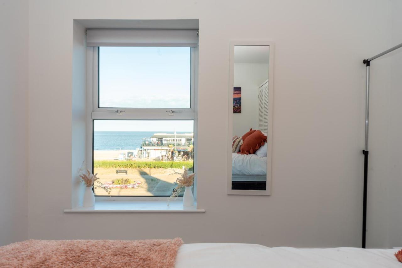 Sea Views Modern Two Bedroom * Lowestoft